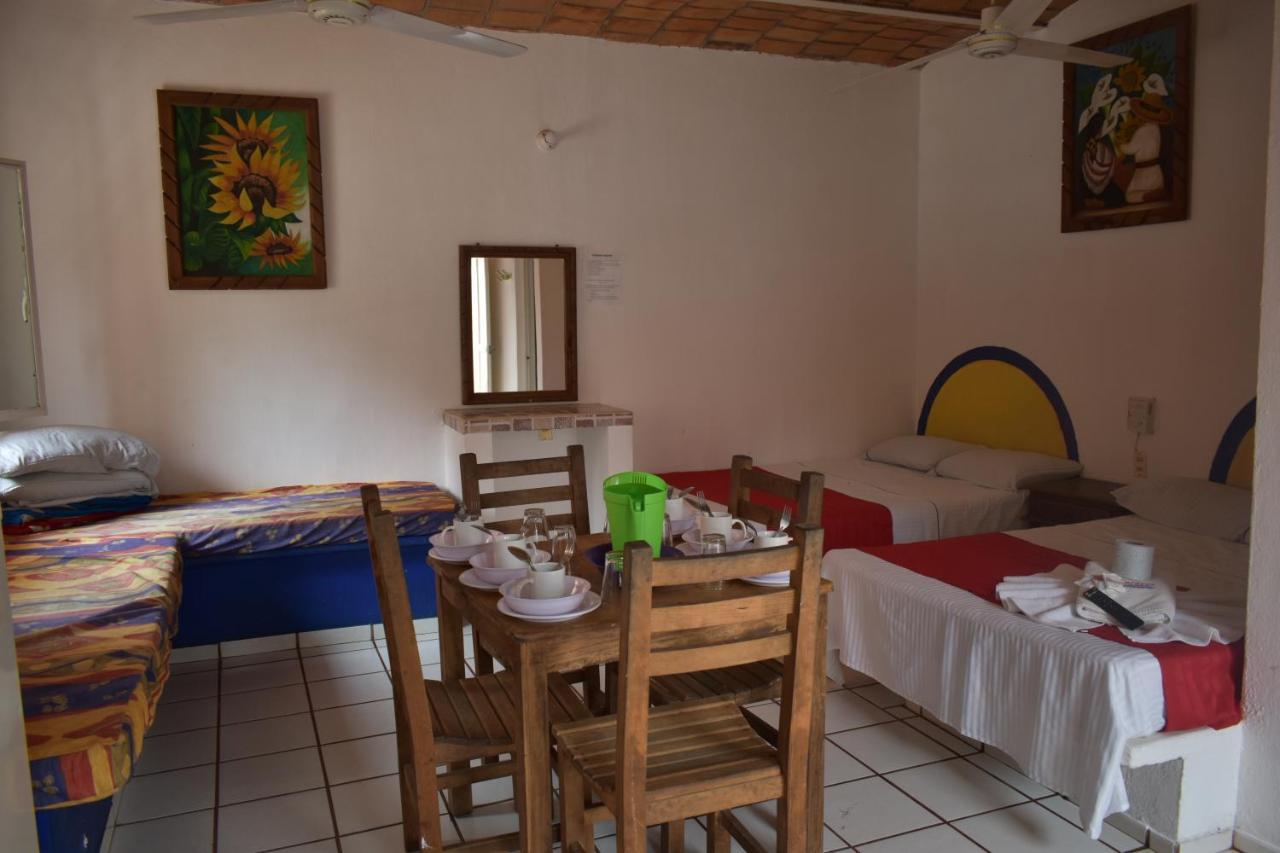 Hotel Y Bungalows Islas Careyes Los Ayala Exterior photo